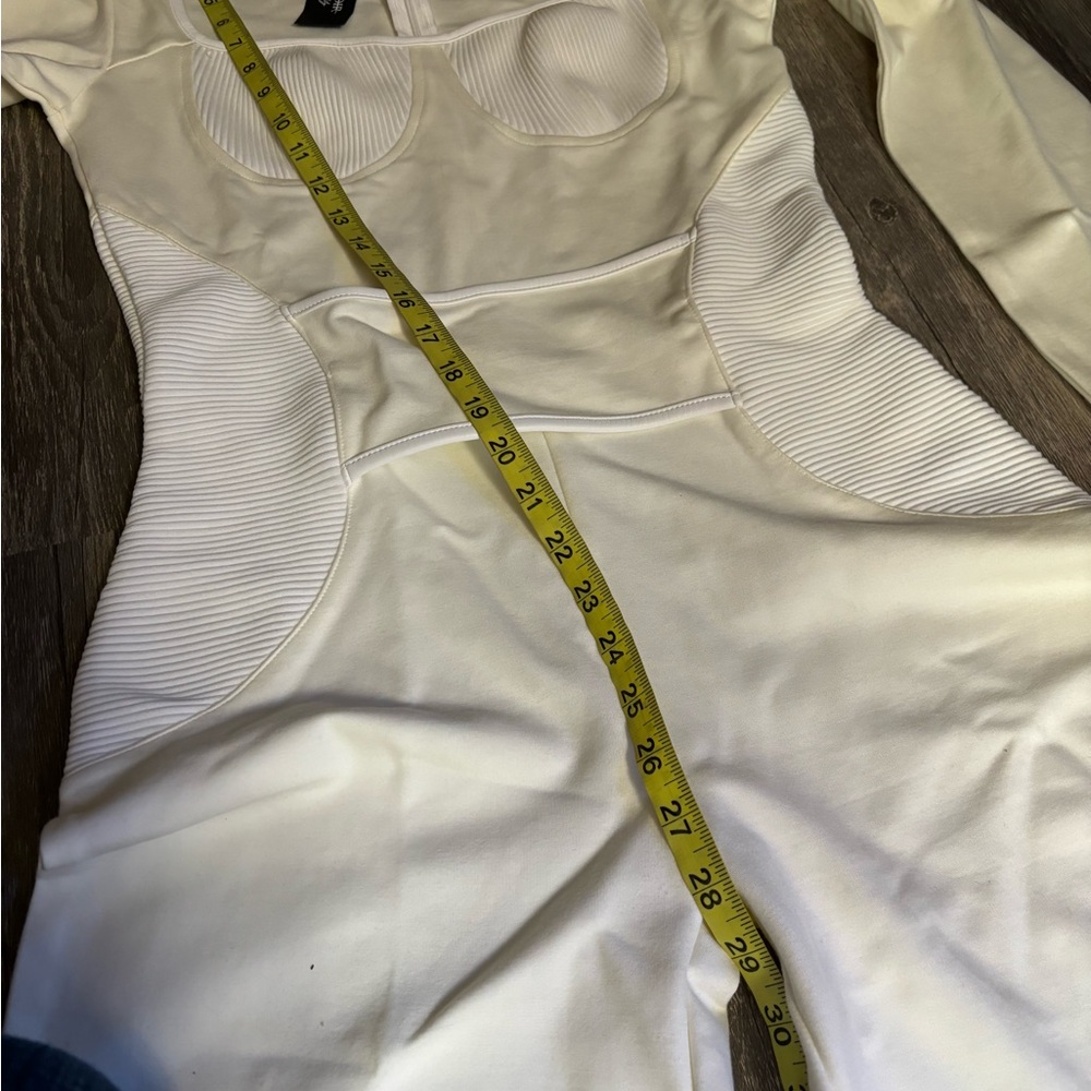 NWT Maniere De Voir White Pleated Bandage Playsuit Romper Jumpsuit Size 12 - Picture 11 of 14